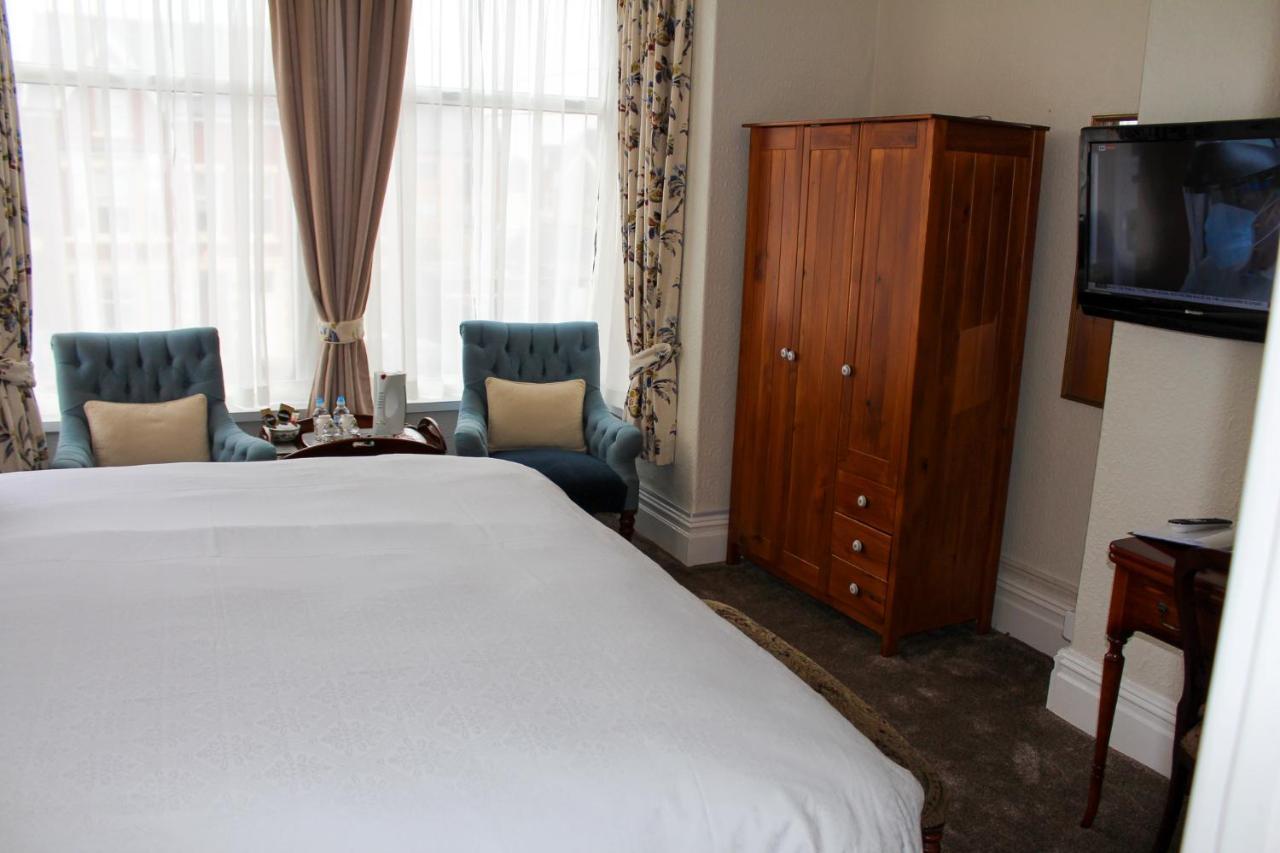 The Gaydon Bed & Breakfast Lytham St Annes Exterior photo